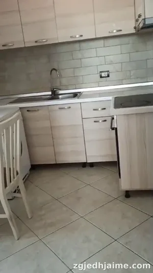 Foto 1/6