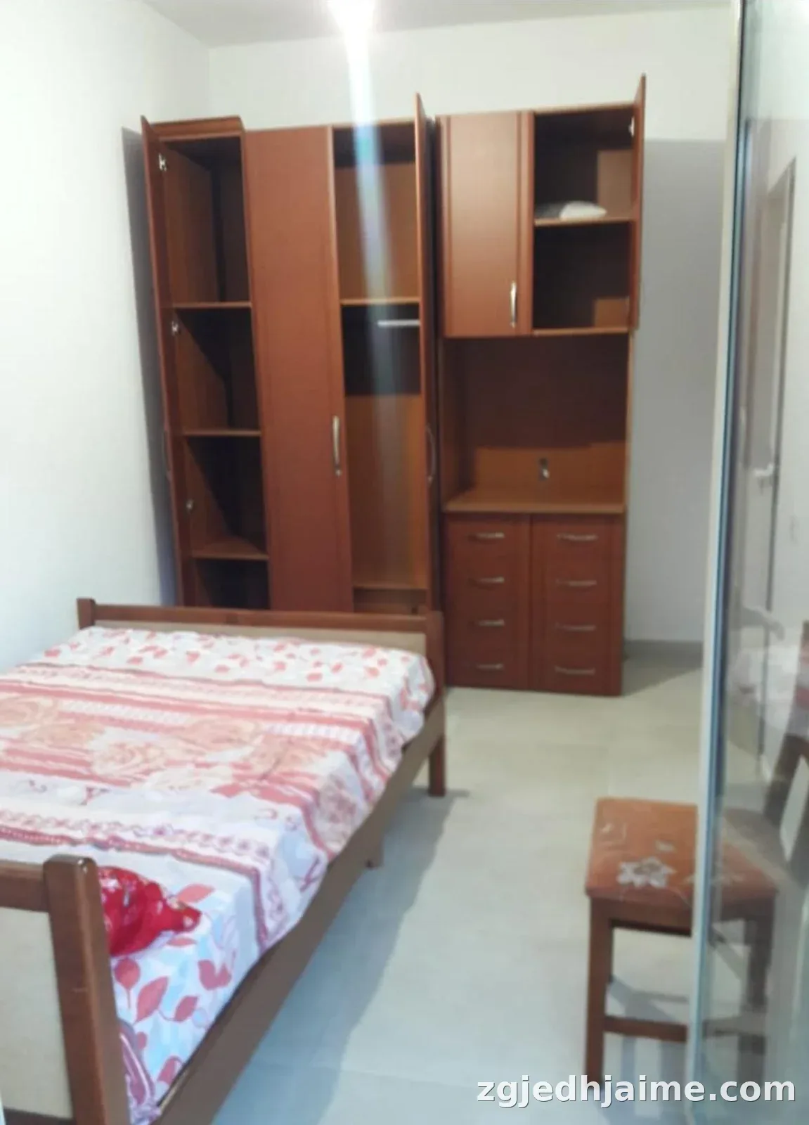 APARTAMENT 1+1. 28000 LEKE.PAS SPITALIT AMERIKAN 2 — foto 4
