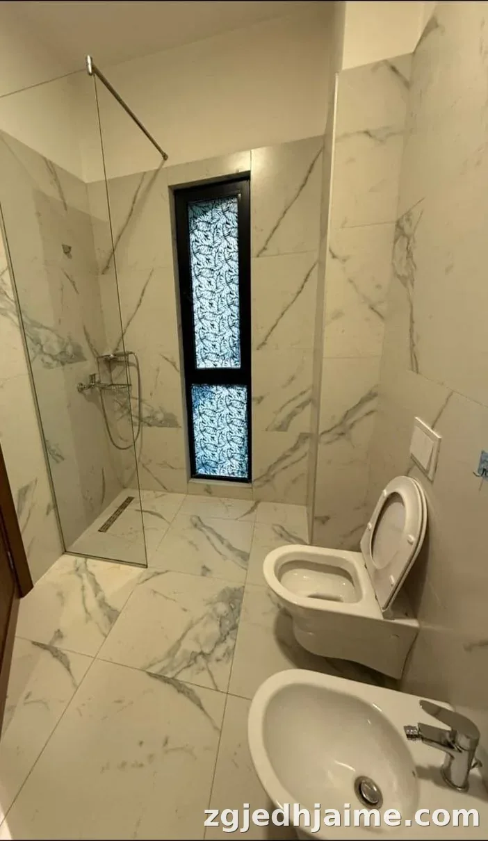 APARTAMENT 2+1+2 TUALETE. 70000 LEKE.FARMACIA 10 — foto 4