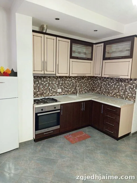 APARTAMENT 1+1. 35000 LEKE.QYTET STUDENTI — foto 2