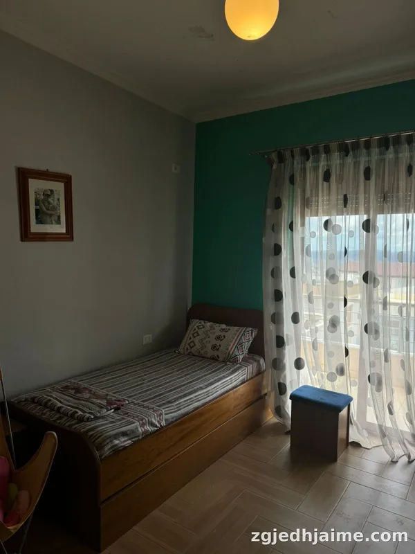 APARTAMENT 2+1. 400 EURO FRES.