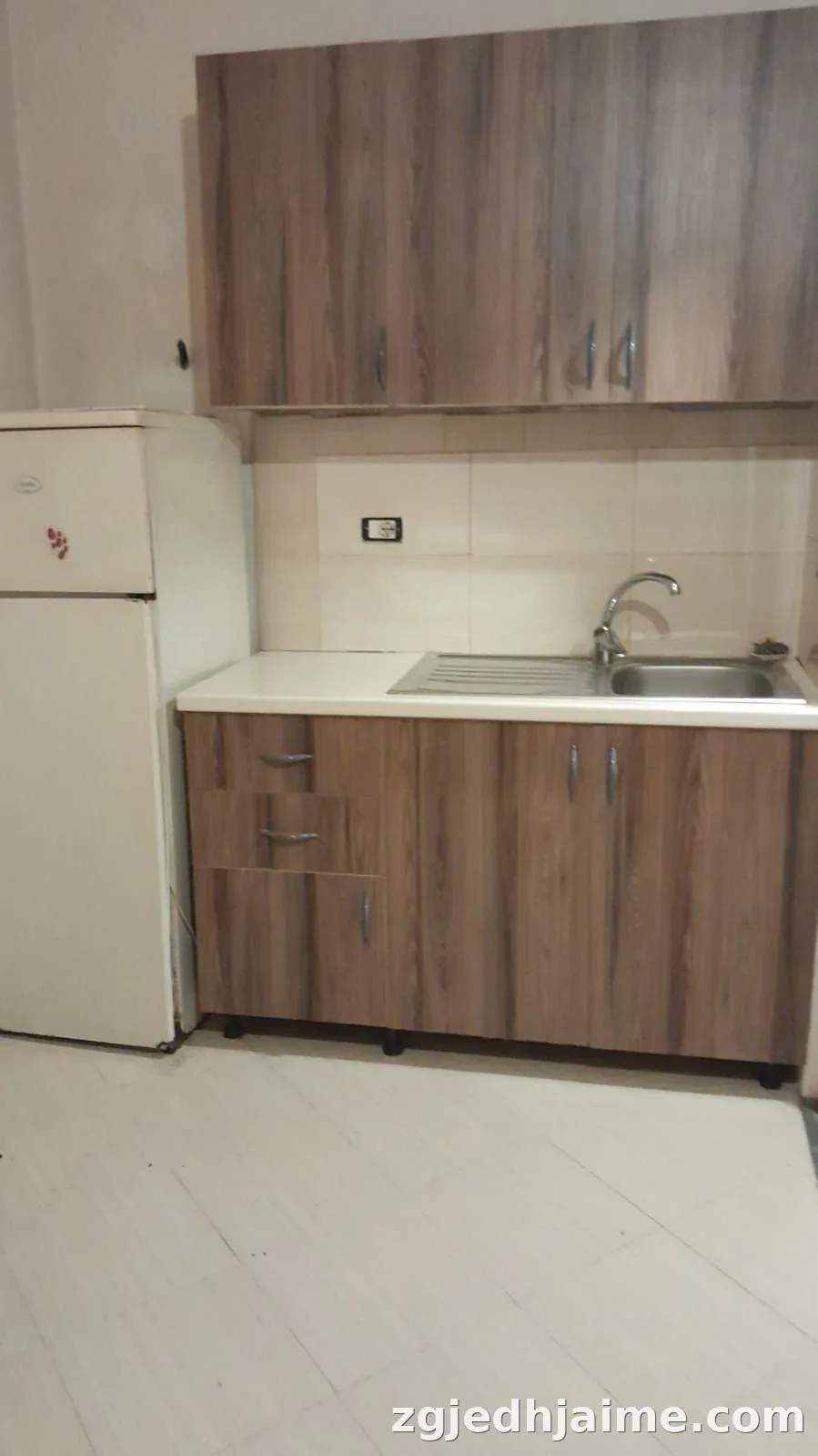 APARTAMENT 1+1. 27000 LEKE.JORDAN MISJA — foto 1