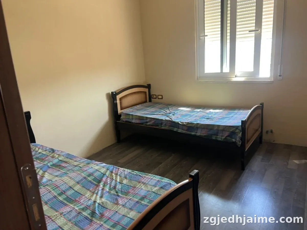 APARTAMENT 2+1 45,000 LEKE SPITALI AMERIKAN 3 — foto 3