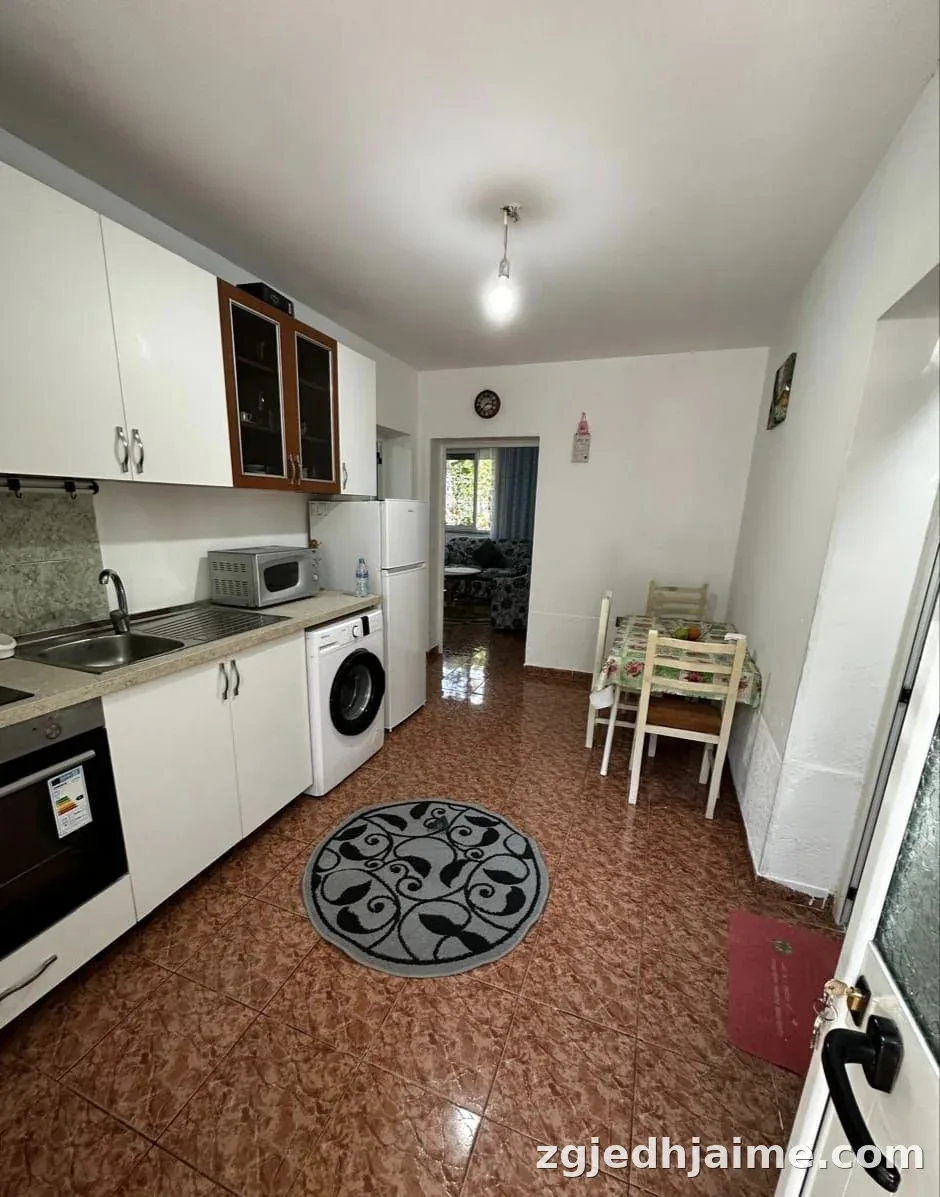 APARTAMENT 1+1. 35000 LEKE.BULEVARDI I RI — foto 1