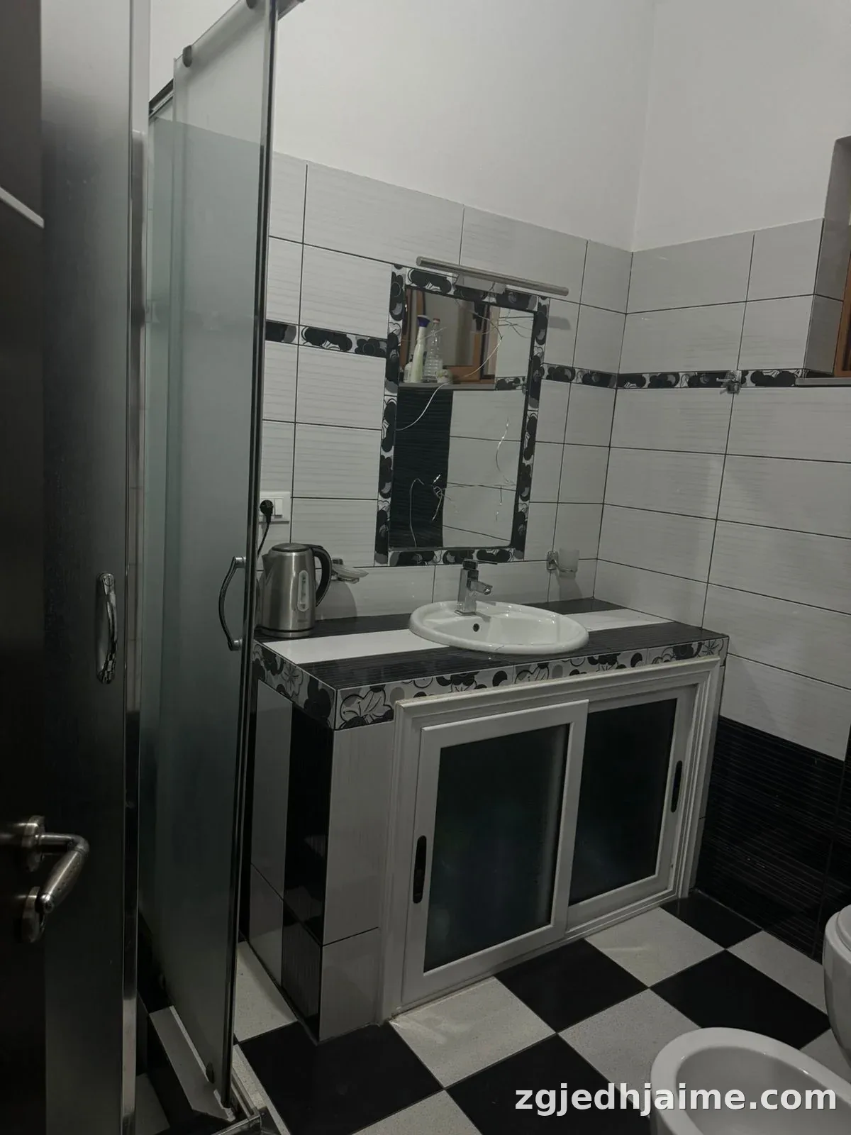 APARTAMENT 2+1. 400 EURO FRES. — foto 5