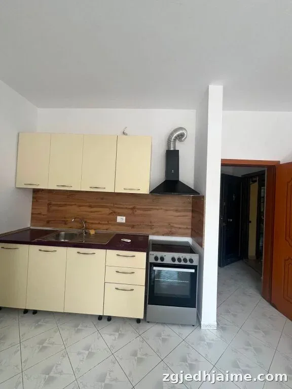 APARTAMENT 1+1. 42000 LEKE.RRUGA E ELBASANIT — foto 3