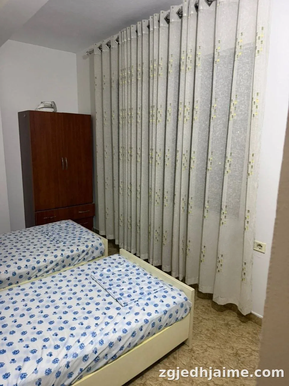 APARTAMENT 3+1 65,000 LEKE PAS FAKULTETIT TE MJEKESISE — foto 4
