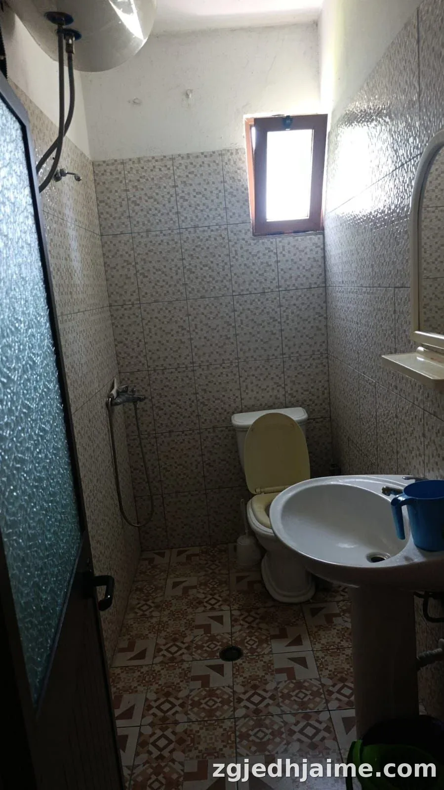 GARSIONERE 23000 LEKE.PALLATI I SPORTIT — foto 3