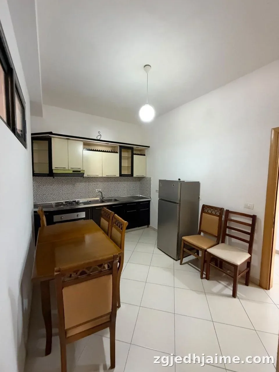 APARTAMENT 1+1 35,000 LEKE SIRI KODRA — foto 2