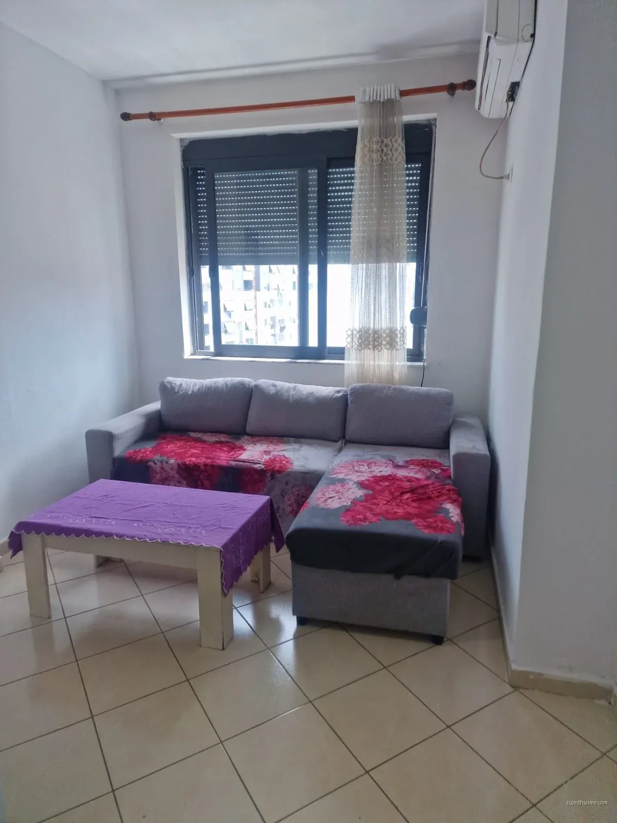 APARTAMENT 1+1. 40000 LEKE.ASTIR PRANE BAR SANTANES — foto 4