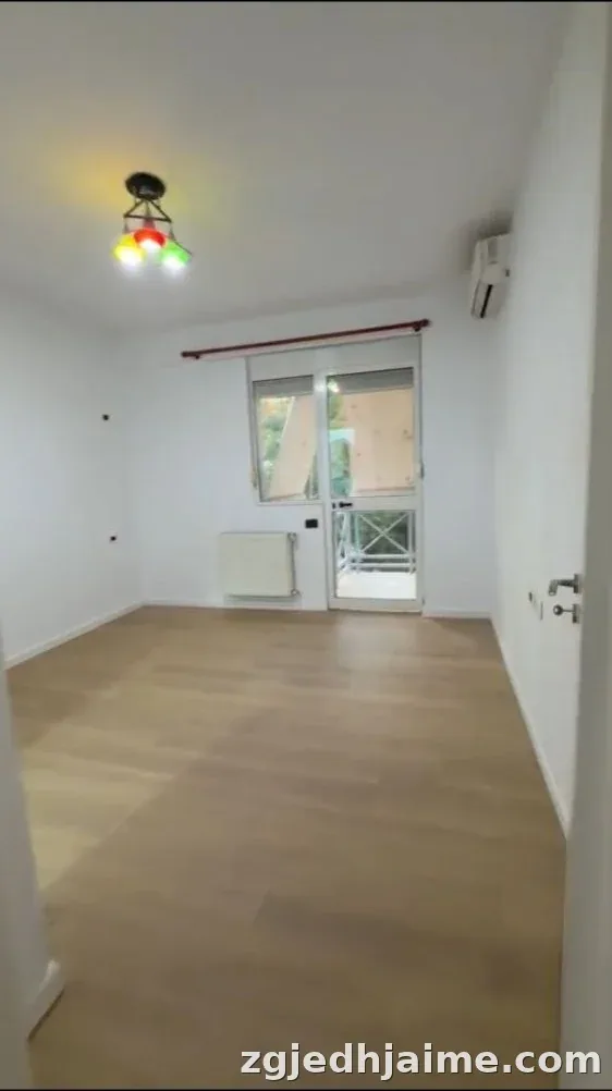APARTAMENT 2+1 90,000 LEKE BLLOK — foto 2
