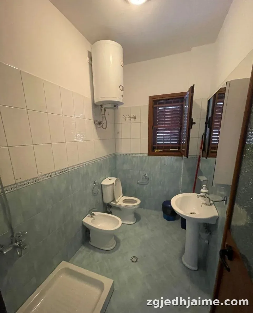 APARTAMENT 1+1 40,000 LEKE RRUGA 5 MAJ — foto 4