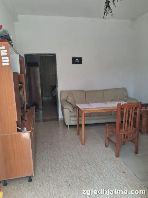 APARTAMENT 1+1. 35000 LEKE.FAKULTETI EKONOMIK — foto 3