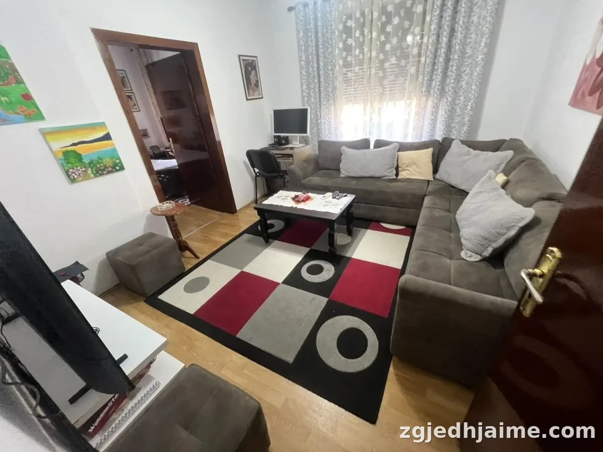 APARTAMENT 2+1 60,000 LEKE RRUGA BARDHYL — foto 1