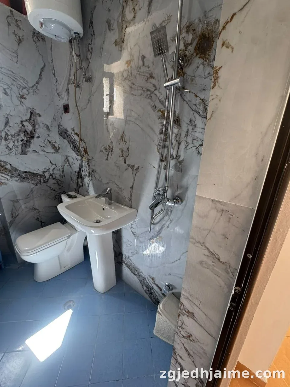 GARSONIERE 30,000 LEKE RRUGA E ELBASANIT — foto 4