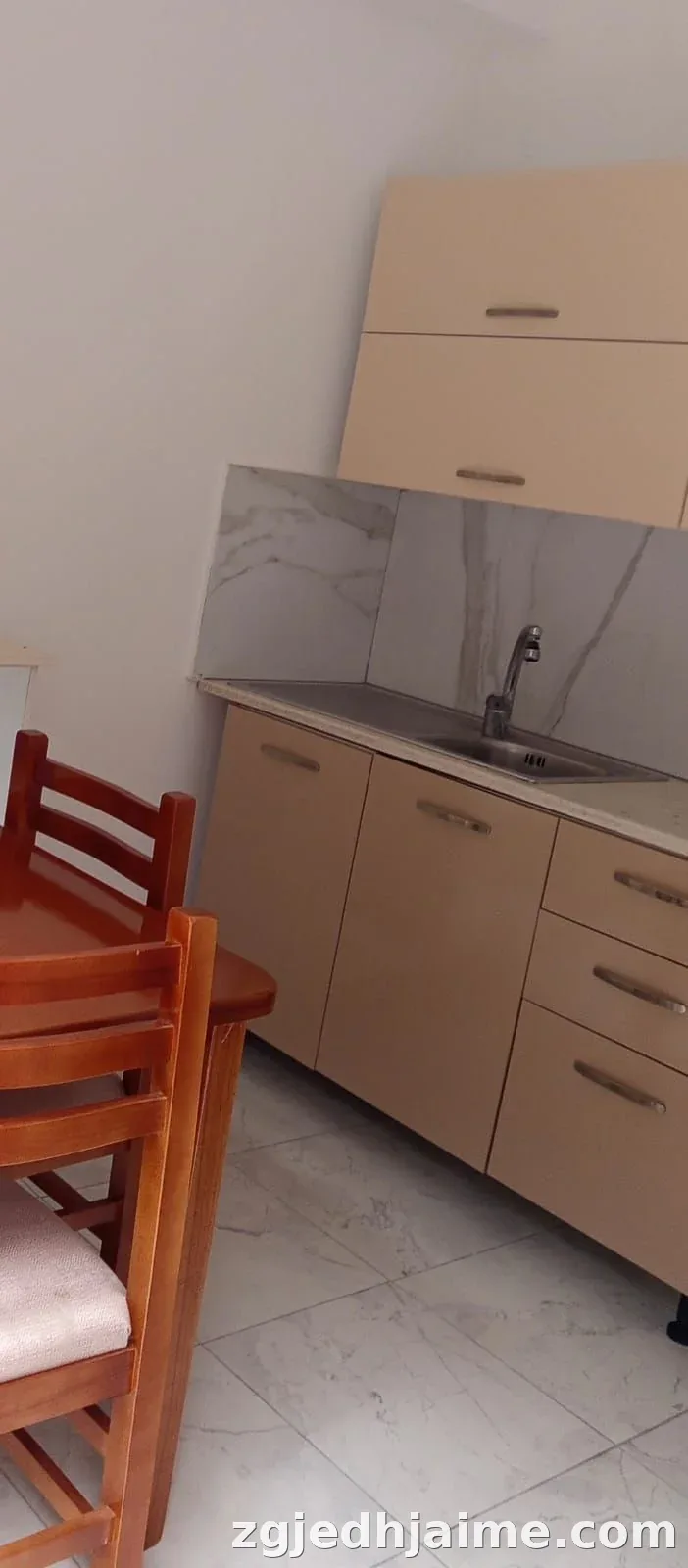 GARSIONERE 25000 LEKE &amp;APARTAMENT 1+1, 3000 LEKE,QYTET STUDENTI. — foto 1