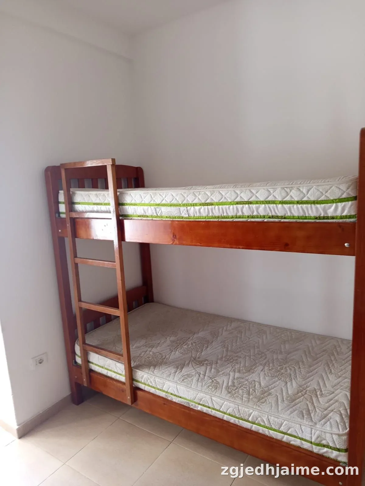 GARSONIERE 30,000 LEKE PRANE FAKULTETIT EKONOMIK — foto 2