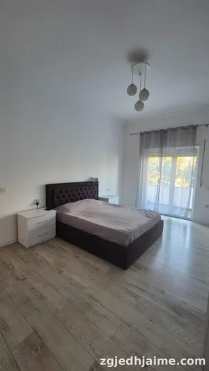 Foto 3/8