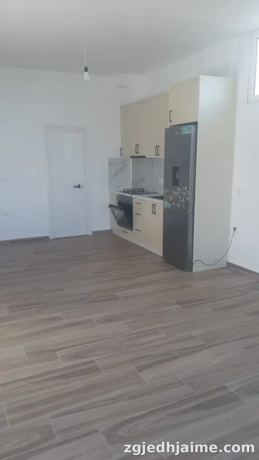 Apartament 1+1. 30000 leke Laprak — foto 1
