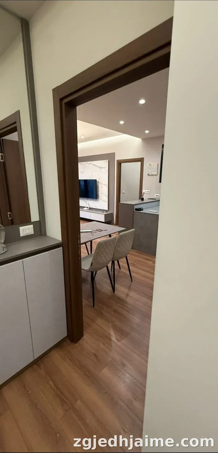 APARTAMENT 2+1+2 TUALETE. 70000 LEKE.FARMACIA 10 — foto 2