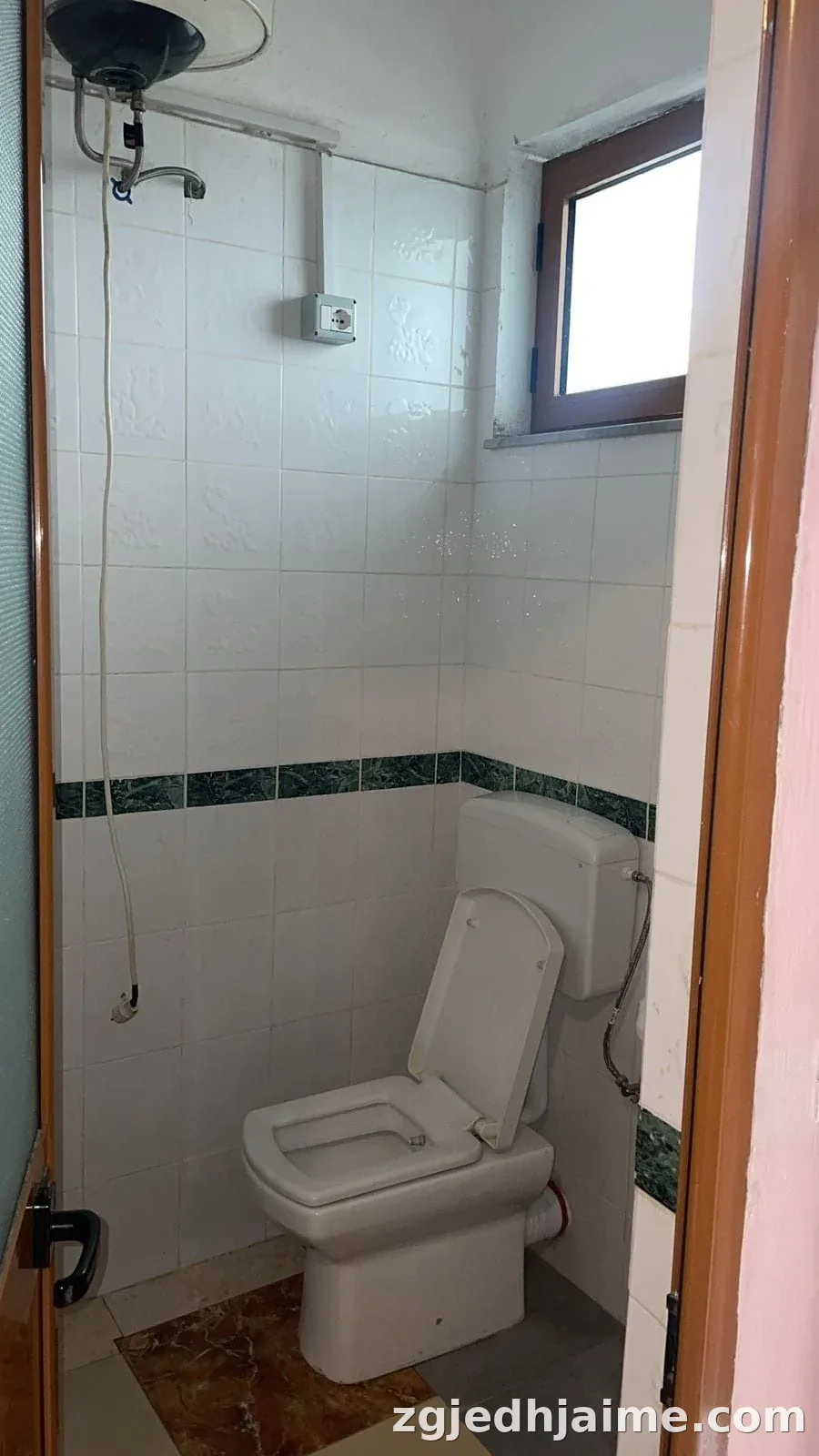 GARSONIERE 28,000 LEKE TREGU ELEKTRIK — foto 4