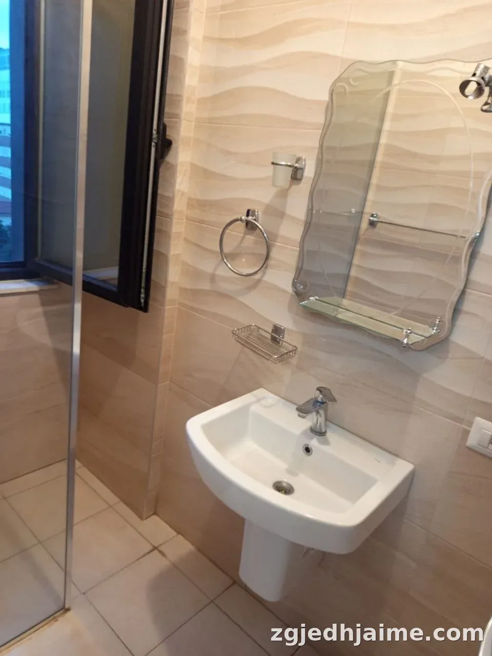 APARTAMENT 1+1 55,000 LEKE 21 DHJETORI — foto 1