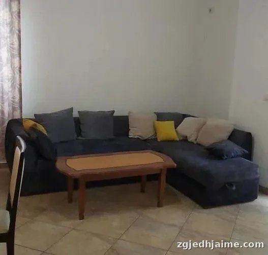 APARTAMENT 1+1, 45,000 LEKE, RRUGA GAVRIL PEPO — foto 2