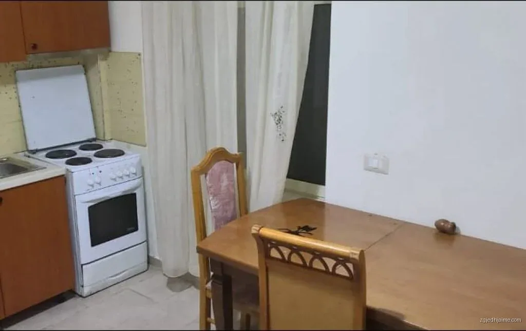 GARSIONERE 23000 LEKE.ISH TREGU ELEKTIRK — foto 1