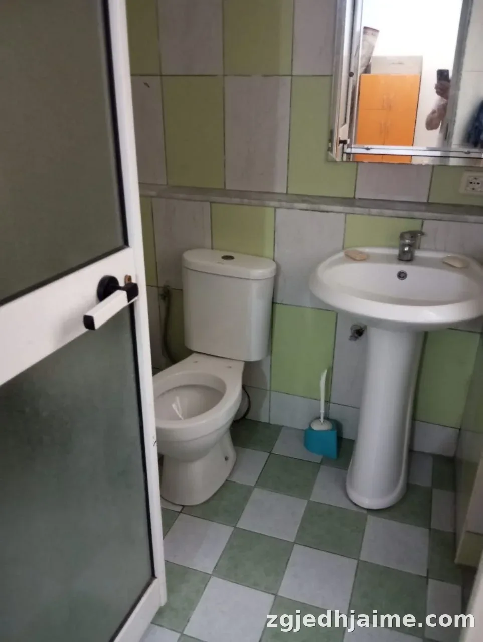 APARTAMENT 1+1 30,000 LEKE ISH-TREGU ELEKTRIK — foto 5