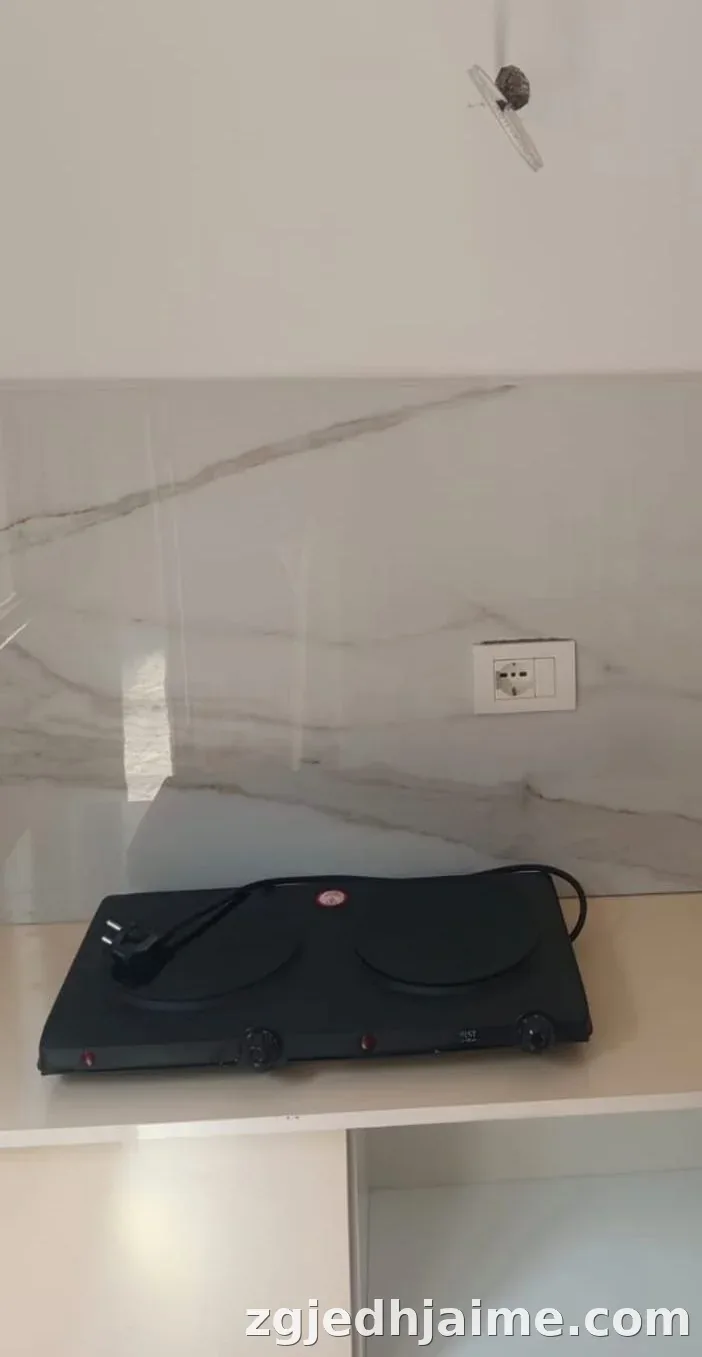 APARTAMENT 1+1. 25000 LEKE.QYTET STUDENTI — foto 3