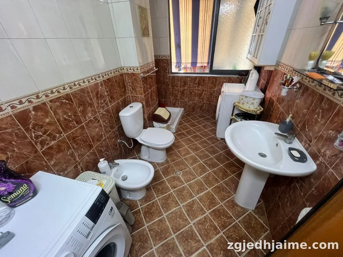 APARTAMENT 2+1 60,000 LEKE RRUGA BARDHYL — foto 4