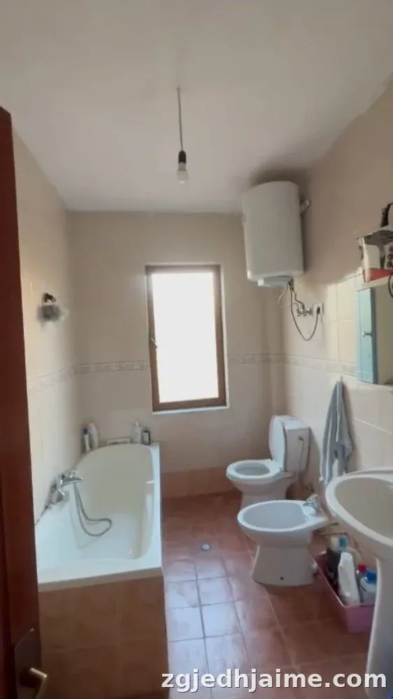 APARTAMENT 2+1 27,000 LEKE QYTET STUDENTI — foto 5