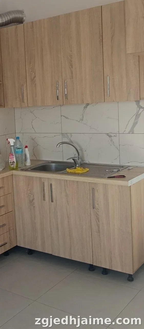 APARTAMENT 1+1 27,000 LEKE QYTET STUDENTI — foto 2