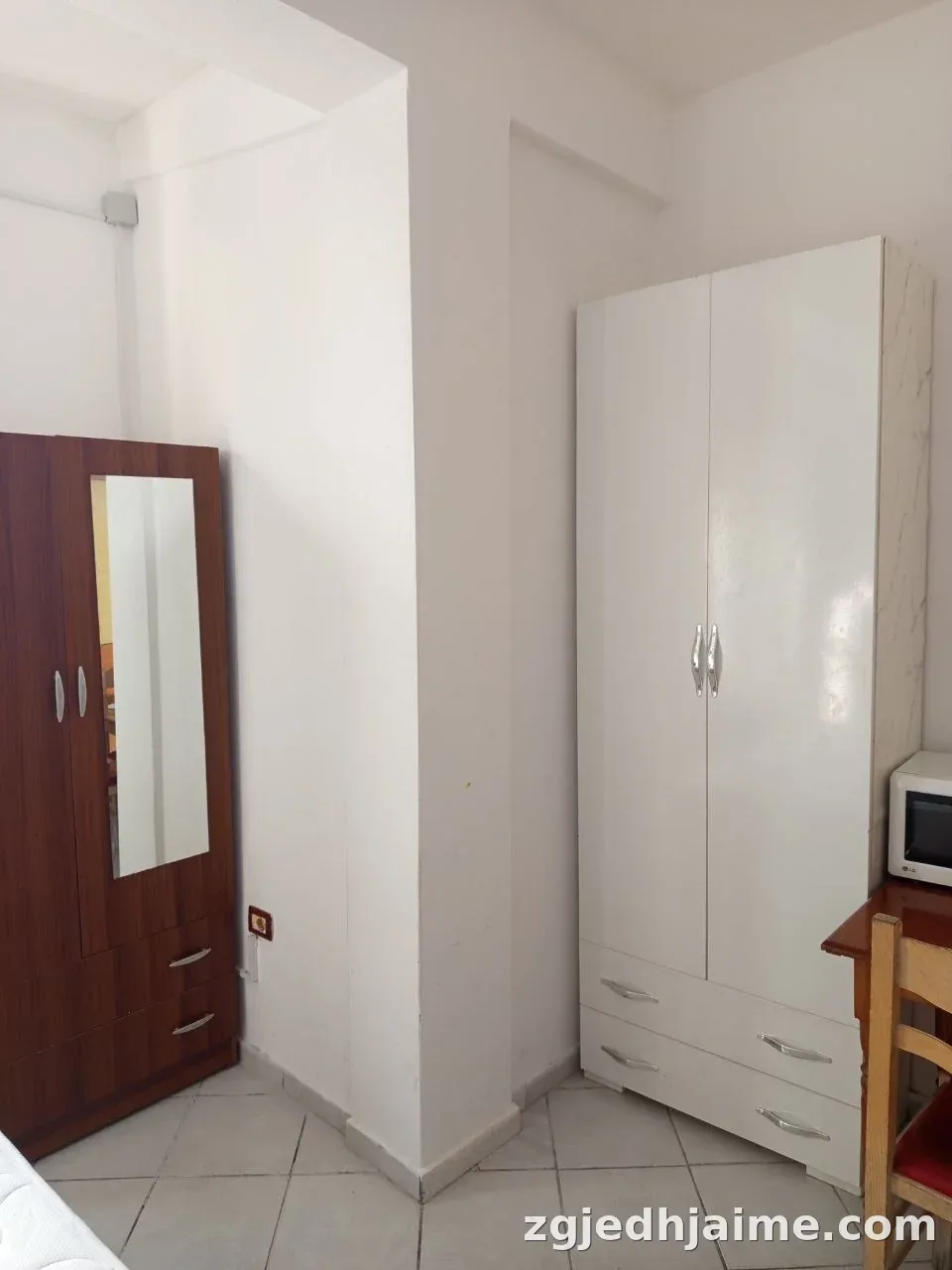 GARSONIERE 300 EURO VILAT GJERMANE — foto 4