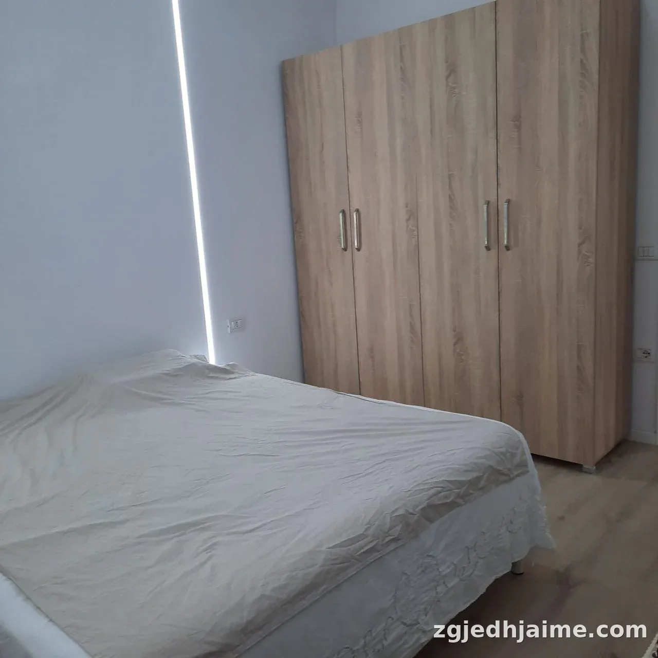 APARTAMENT 2+1 45,000 LEKE KOLEGJI TURK — foto 3