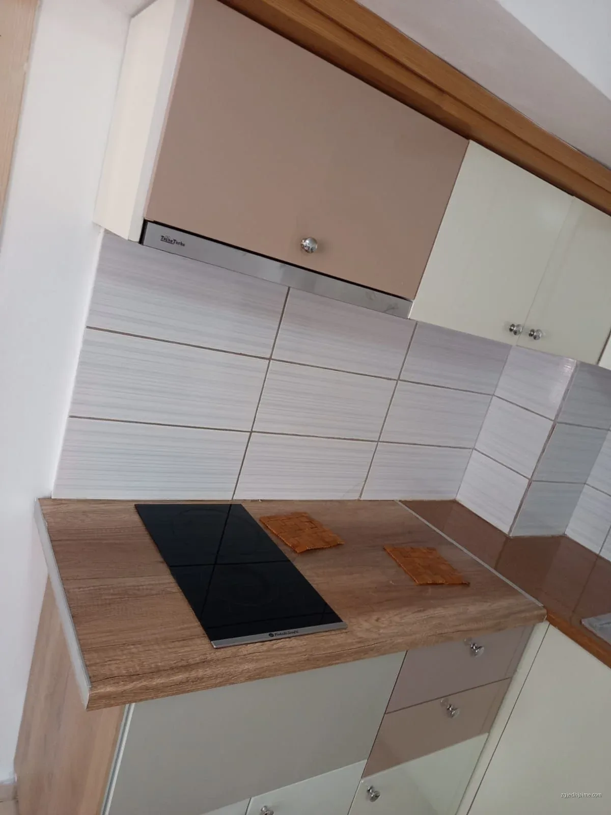 APARTAMENT 1+1. 27000 LEKE.RRUGA 5 MAJI — foto 2