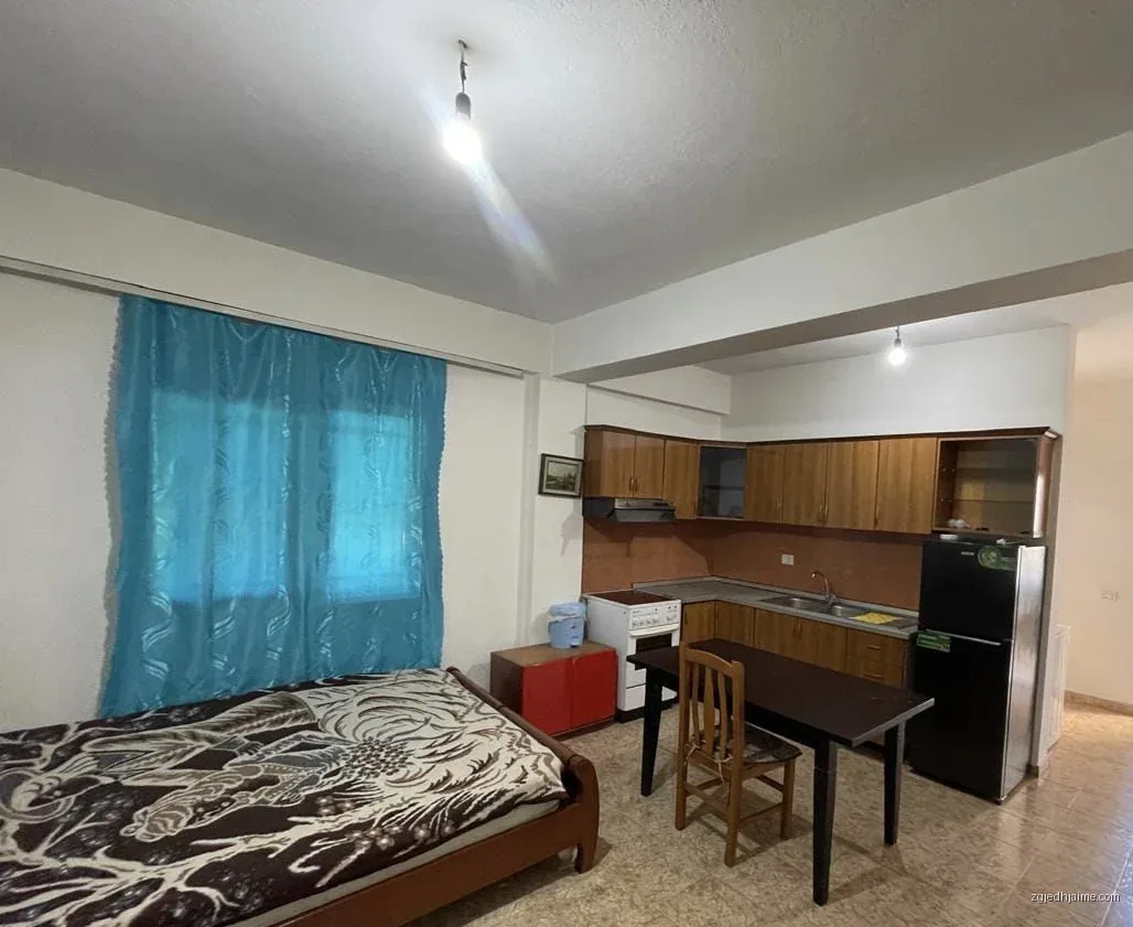 GARSIONERE 28000 LEKE.PALLATIT TE SPORTIT ASLLAN RUSI — foto 2