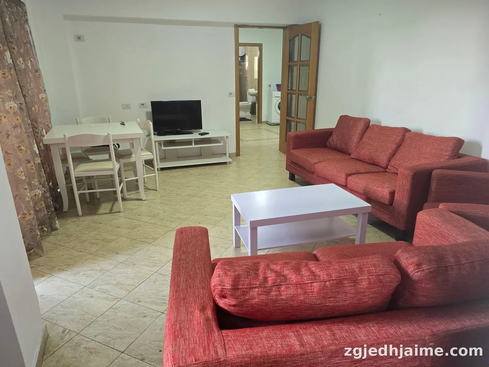 APARTAMENT 2+1. 60000 LEKE.QENDER TIRANE. — foto 3