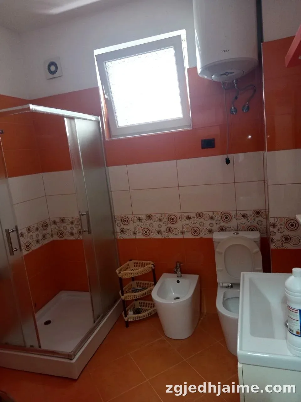 APARTAMENT 1+1 45,000 LEKE PRANE FAKULTETIT EKONOMIK — foto 4