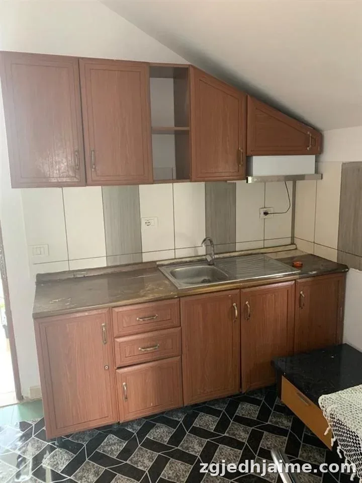 GARSONIERE 23,000 LEKE ISH-TREGU ELEKTRIK — foto 3