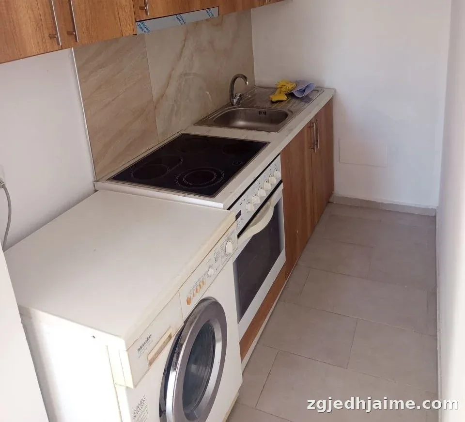GARSONIERE 25,000 LEKE NE ZONEN E ISH-TREGUT ELEKTRIK — foto 2