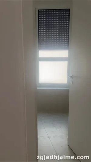 Foto 1/3