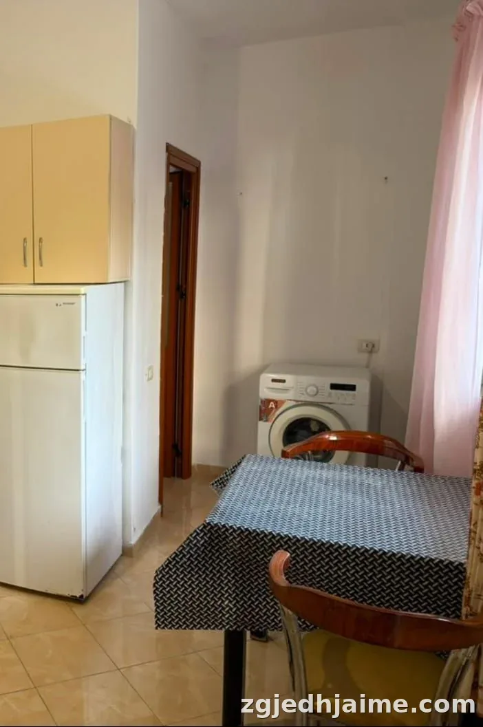 GARSIONERE 23000 LEKE.RRUGA GRAMOZ PASHKO.FAKULTETI EKONOMIK — foto 2