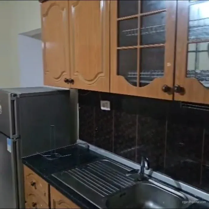 APARTAMENT 1+1. 30000 LEKE.JORDAN MISJA — foto 1