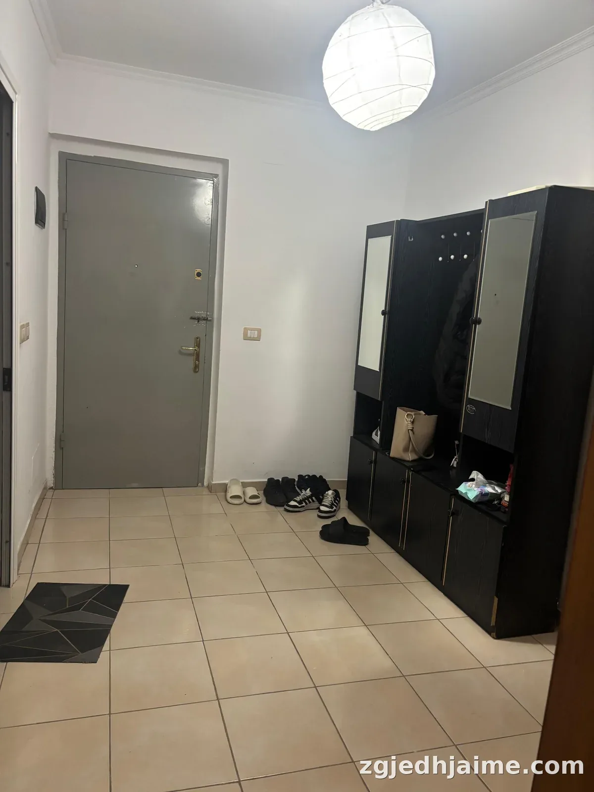 APARTAMENT 2+1. 35000 LEKE.KINOSTUDIO — foto 2