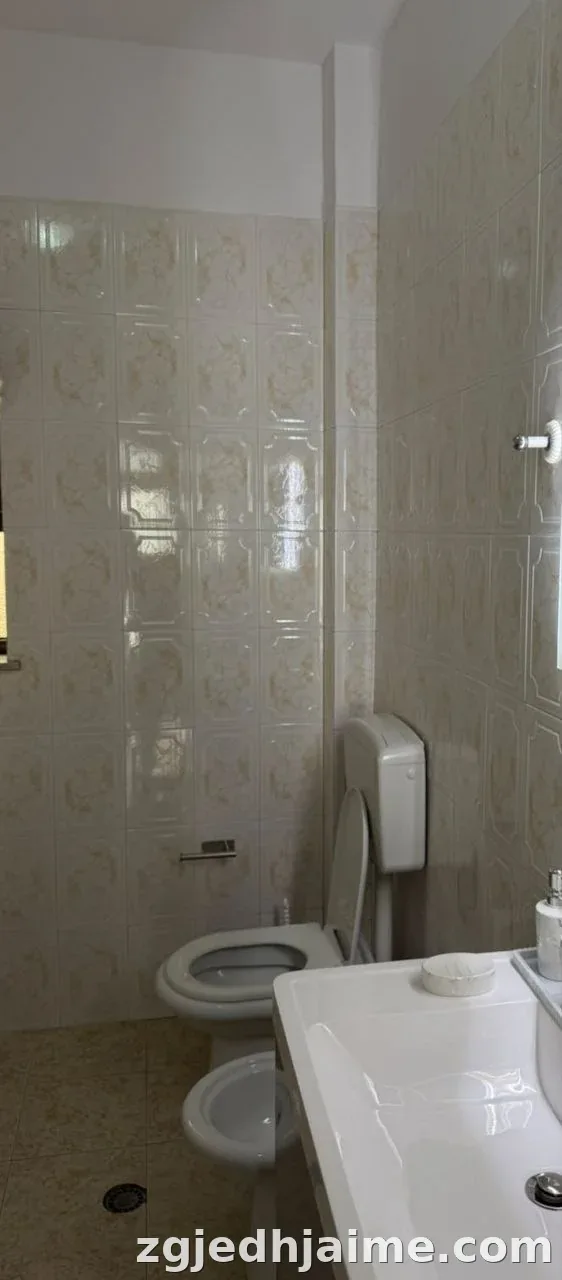 APARTAMENT 1+1 27,000 LEKE QYTET STUDENTI — foto 3