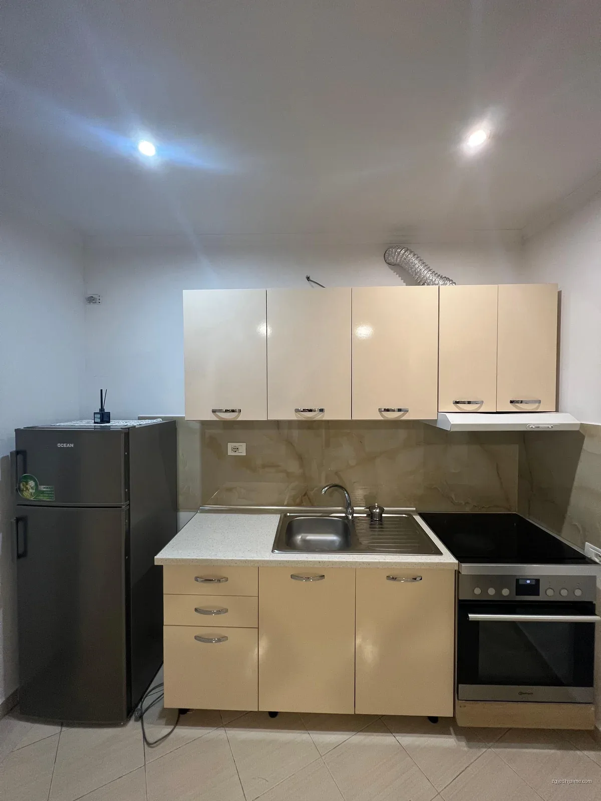 APARTAMENT 1+1. 35000 LEKE,VILAT GJERMANE — foto 2