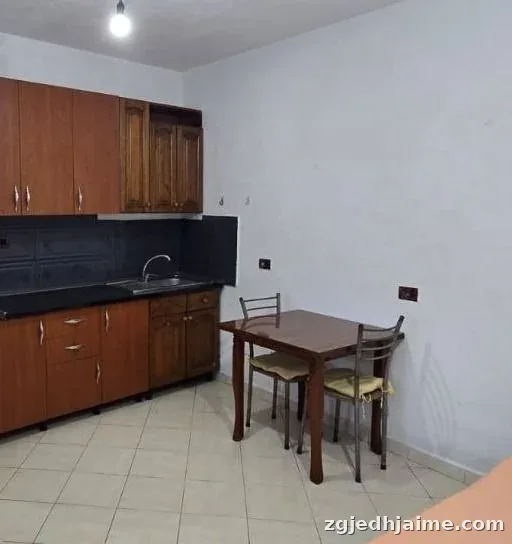 GARSONIERE 28,000 LEKE NE ISH-FUSHEN E AVIACIONIT — foto 3