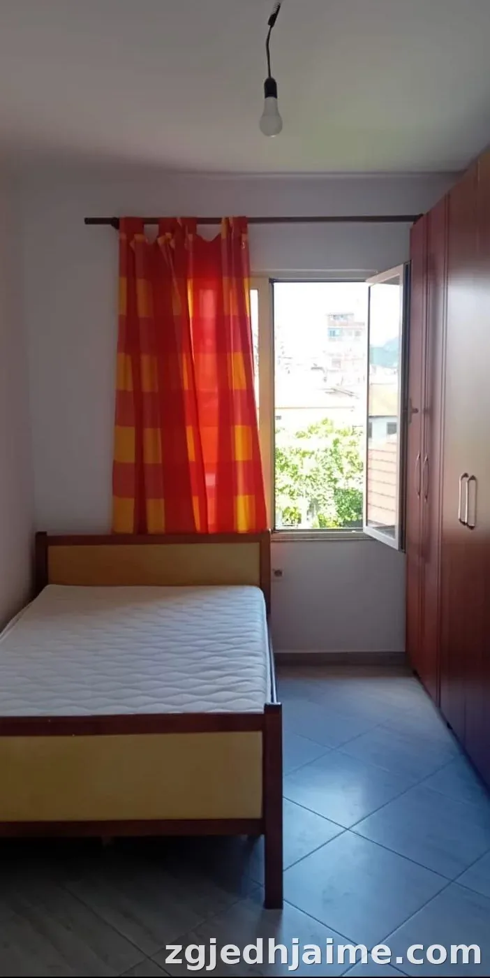 APARTAMENT 1+1. 28000 LEKE.UNIVERSITETI I MJEKSIS — foto 4