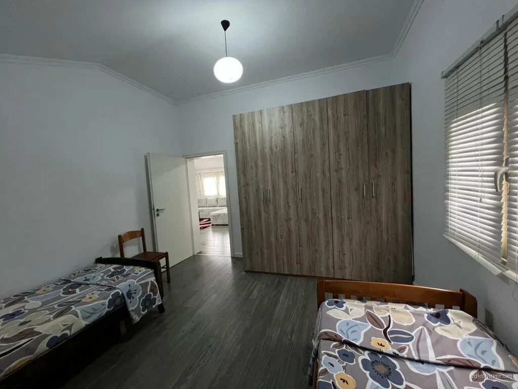 APARTAMENT 2+1. 40000 LEKE.QYTET STUDENTI — foto 5